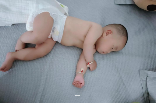 三门峡孕妇肚子一跳一跳